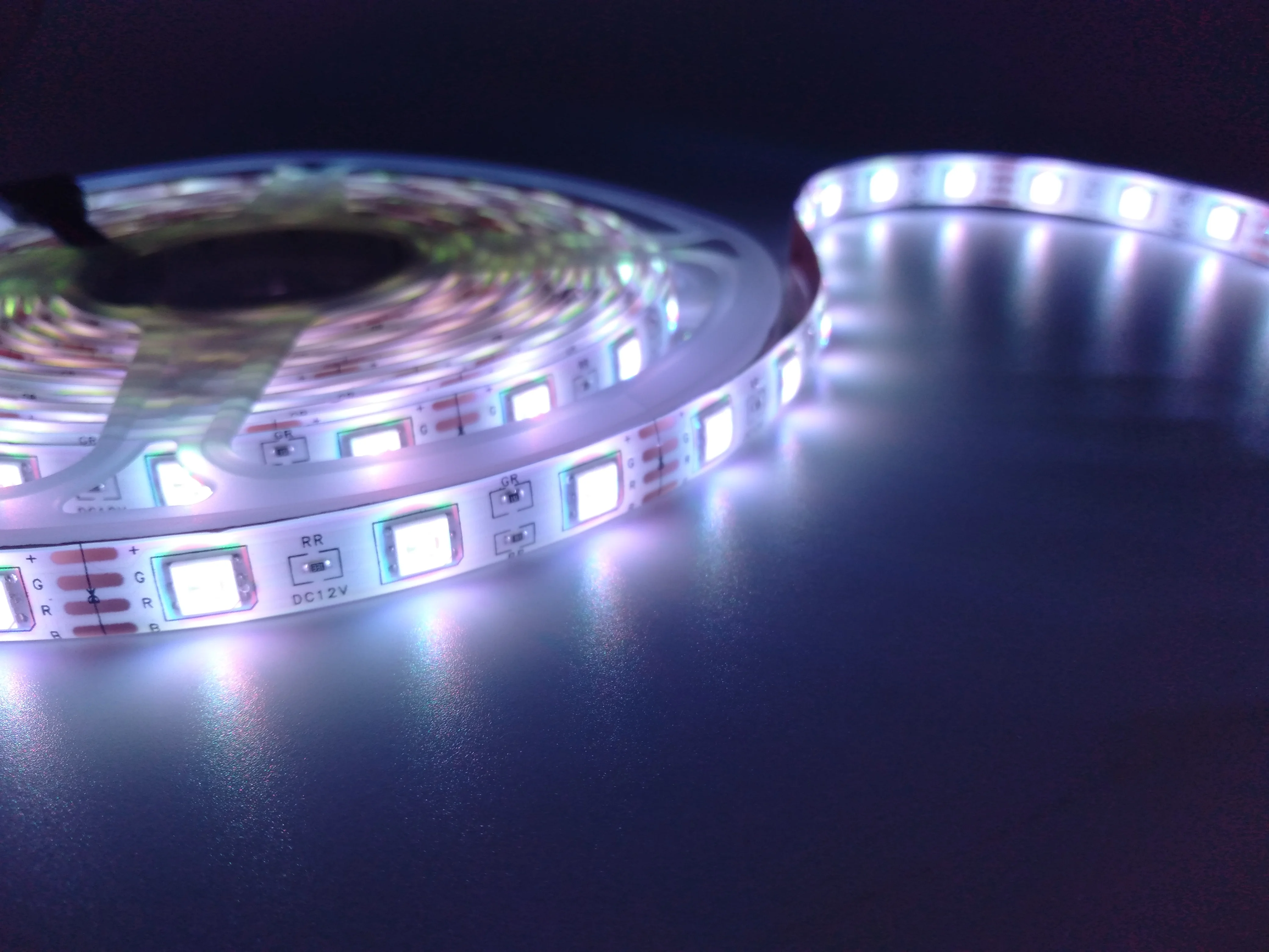 Гибкая СВЕТОДИОДНАЯ лента SMD 5050 2835 12 В 5 м светодиодов постоянного тока