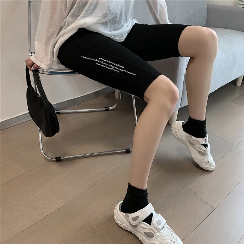 Summer Solid Color Leggings Letter Five-Point Pants Women Wear High Waist Slim Fit Wild Fashion Black Leggings F5A149
