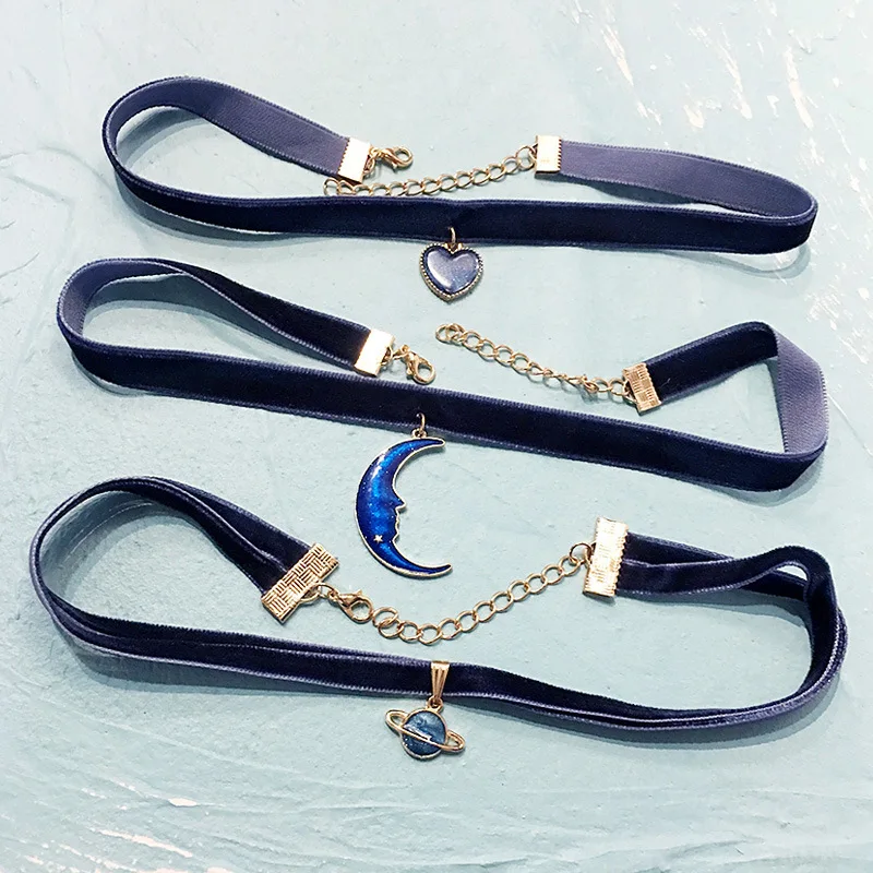 

Fashion Black Velvet Leather Geometric Circle Planet Pendants False Collar Chokers Necklace Women Jewelry 2019 Gift