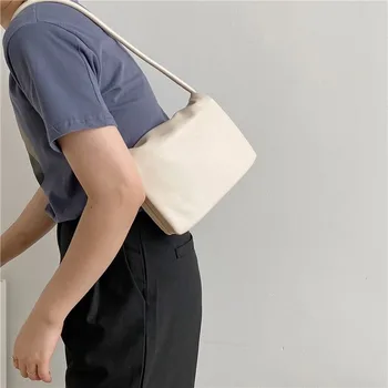 

2020 new retro small square bag fashion women's bag solid color simple shoulders slant cross small bag