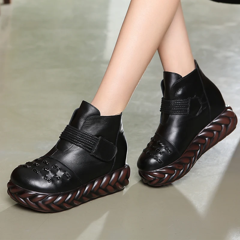 Gykaeo г., зимние теплые ботинки на платформе женские ботильоны из натуральной кожи ручной работы женская обувь Мягкая женская обувь на танкетке в стиле ретро - Цвет: Черный