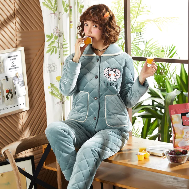 

2019 Winter New Style Crystal Velvet Three Layer Brushed And Thick Warm Padded Pajamas Women's Large Size Fold-down Collar Cotto