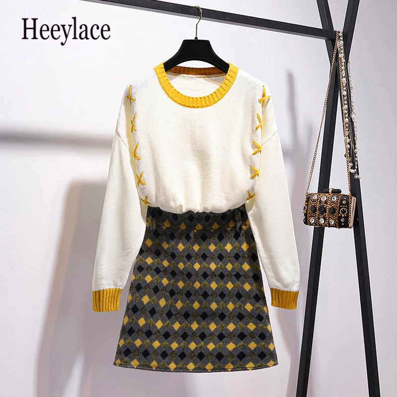 

2019 Autumn Winter Woman Two Piece Set Casual O-neck Crossed Ribbon Knitted Top + Skirt Plaid Mini Office Lady 2 Piece Set women