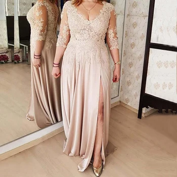 

2020 Latest Pink Sexy Side Split Lace Mother of the Bride Dresses With Three Quarter Sleeves Wedding Party Gowns Deep V Neck