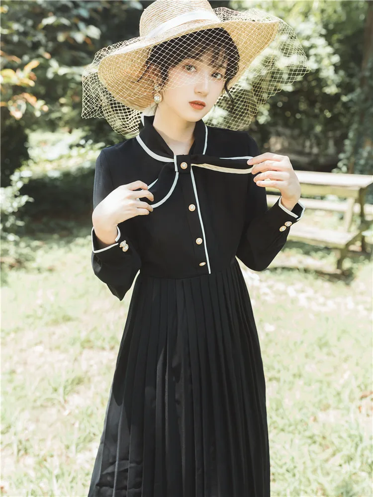 

French GIRL'S Retro Pleated Skirt Black And White with Pattern Waist Hugging Slimming Elegant Dress Women's Autumn New Style Hep