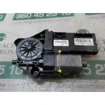 

WINDOW MOTOR FRONT LEFT RENAULT MEGANE III SALOON 5 P 807310004R BROSE 966367102 25 PINS + 5 PINS