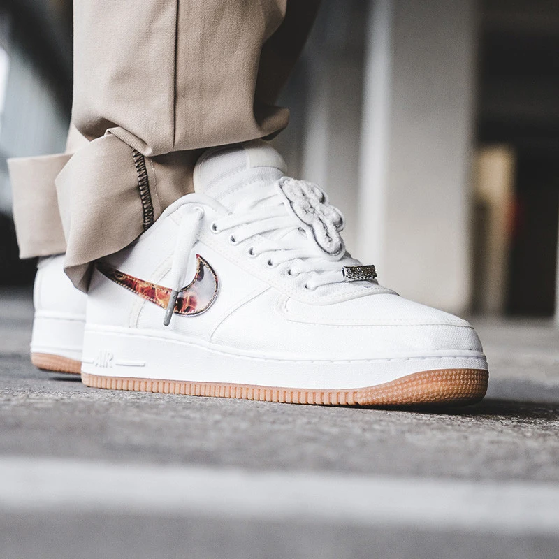 Nike Air Force 1 Low принтом Трэвиса Скотта, Для женщин Скейтбординг обувь Для женщин на открытом воздухе кроссовки удобная обувь, белый, Цвет AQ4211-100