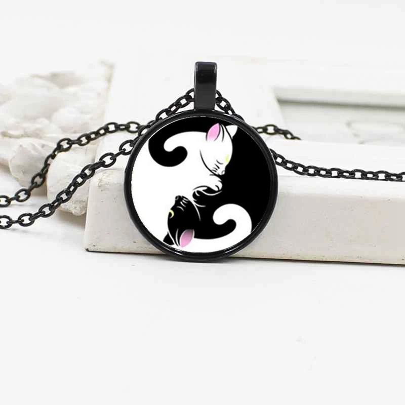 New accessories yin and yang black white cat Tai Chi crystal glass pendant necklace | Украшения и аксессуары