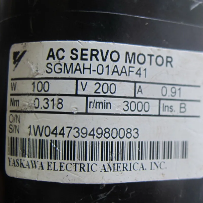 Использованный протестированный рабочий SGMAH-01AAF41 серводвигатель переменного тока