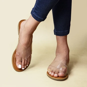 

2020 Summer New Women PVC Shoes Transparent Fashion Ladies Slides Outdoor Beach Slippers Cross Flats Female Slippers