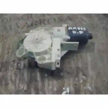 

WINDOW MOTOR FRONT RIGHT Ford Focus SALOON (CHAP) 0130822216 ENGINE ELEV. D. D. [AM883] ENGINE TYPE: KKDA FRAME TYPE: W