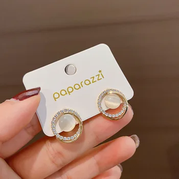 

2020 New Arrival Alloy Classic Round Women Dangle Earrings For Korean Girl Heart Eardrop Simple Set Earrings Woman Female Gift