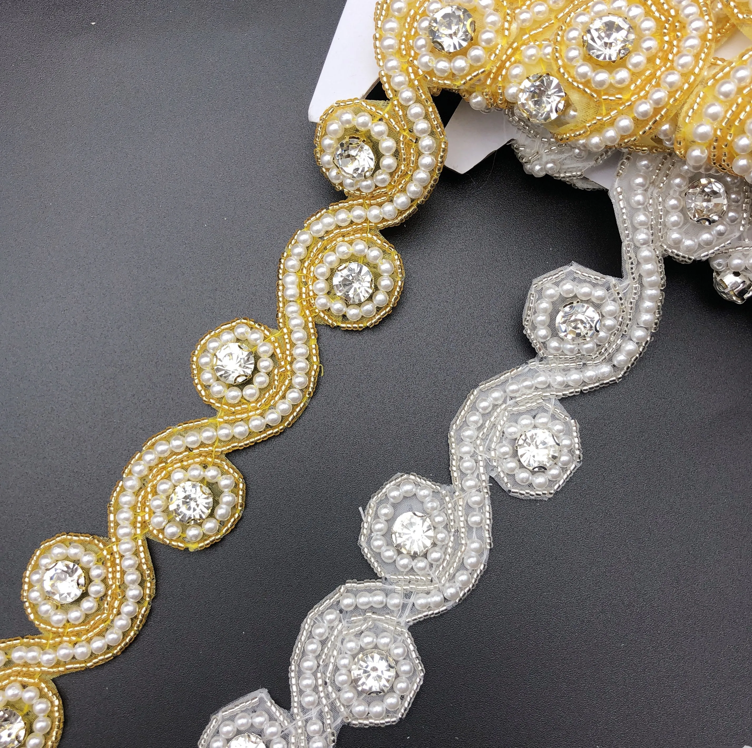 

4.5meters DIY Pearl Rhinestone Trim Crystal Chain Beaded Applique Sew/Iron on hox fix Bridal Dress