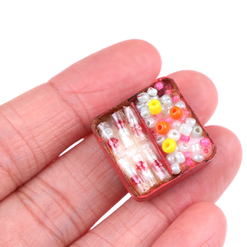 1:12 Doll House Miniature Christmas Ornaments Gift Box with candy medol