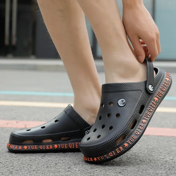 

2020 Comfortable Men Pool Sandals Summer Outdoor Beach Shoes Men Slip On Garden Clogs Casual Water Shower Slippers Unisex