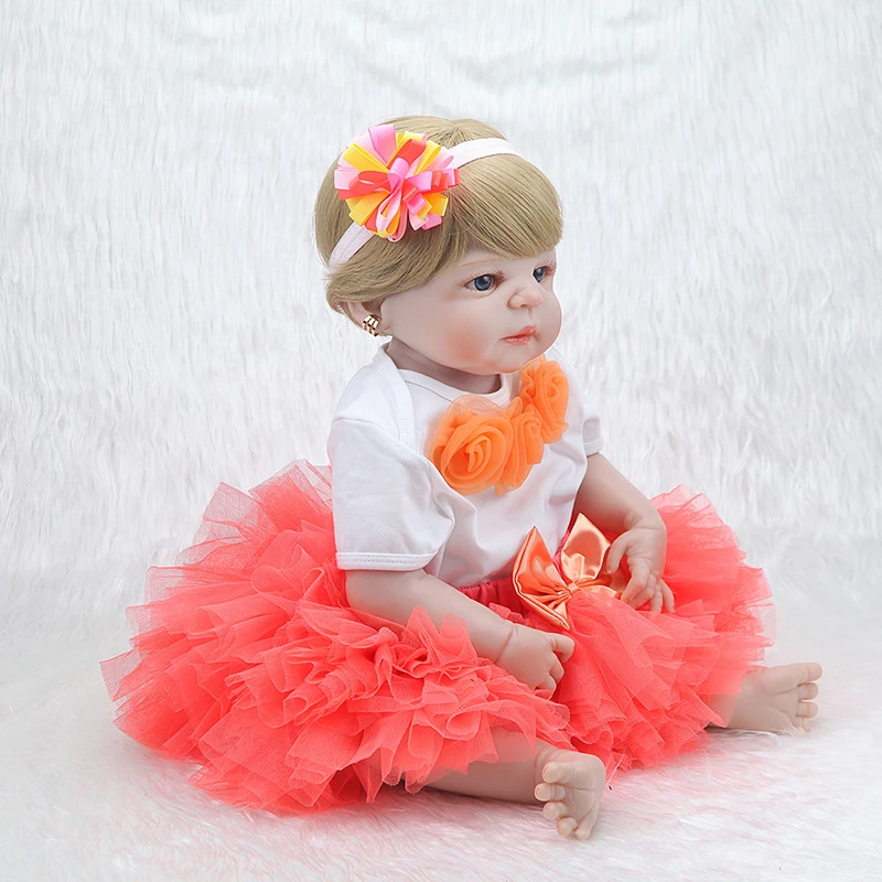 55 см Reborn Baby Doll игрушка полностью силиконовая оранжевая пачка платье принцессы ткань тело короткие волосы Реалистичная кукла для малышей Подарки для детей