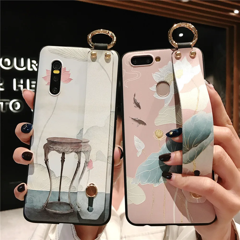 

Wrist Strap Phone Case for OPPO R17 R9 R11 R11s Plus R15 Pro Vintage Lotus Flowers Soft Case OPPO A83 A79 A5 A7 Cover Capa Shell