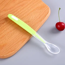 Портативная Нетоксичная практичная посуда для кухни, Экологичная Мягкая ложка для кормления детей, прочный силиконовый материал