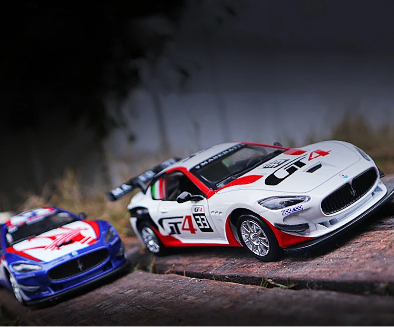 Maserati Grand Turismo MC GT4 1:32 Ölçekli Model Araba