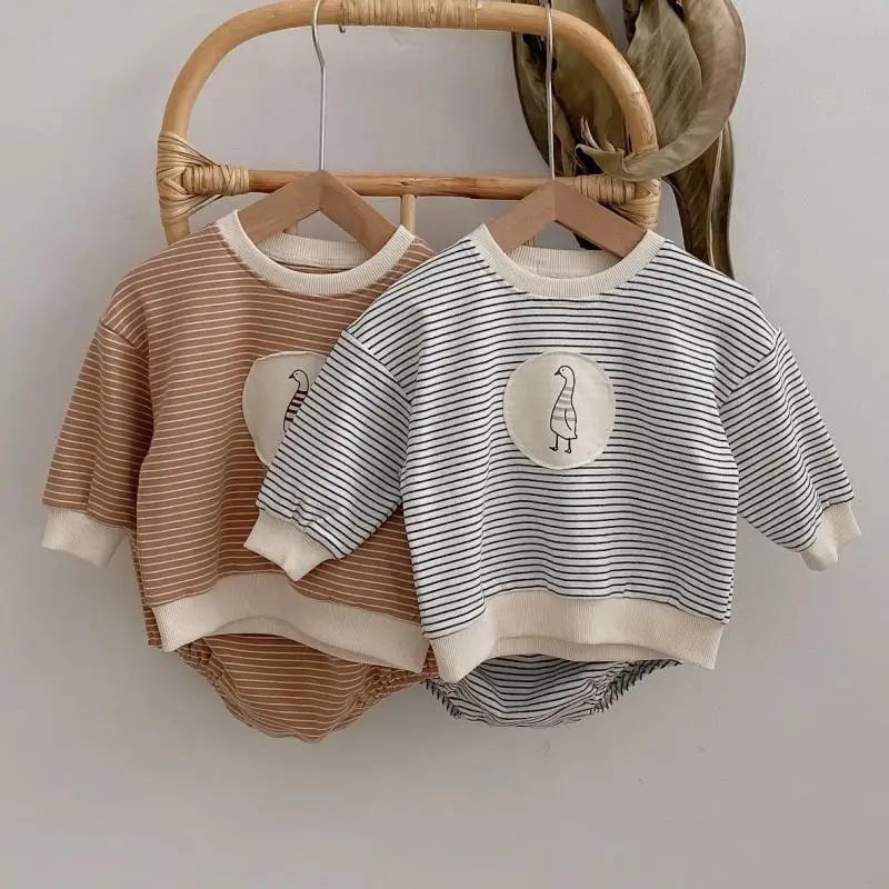 

Autumn New Baby Boys Girls Clothes Sets Outfits Toddler Striped Long Sleeve Sweatshirt Tops + Shorts Suit Baby Sweatshirts Set