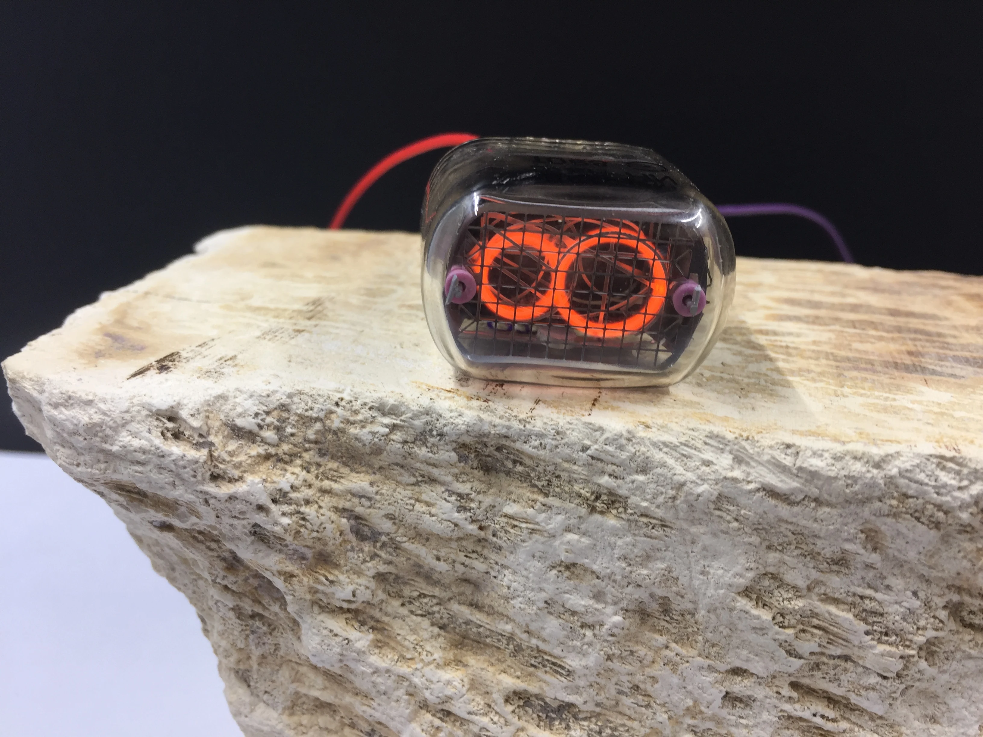 

IN-12B Glow Tube