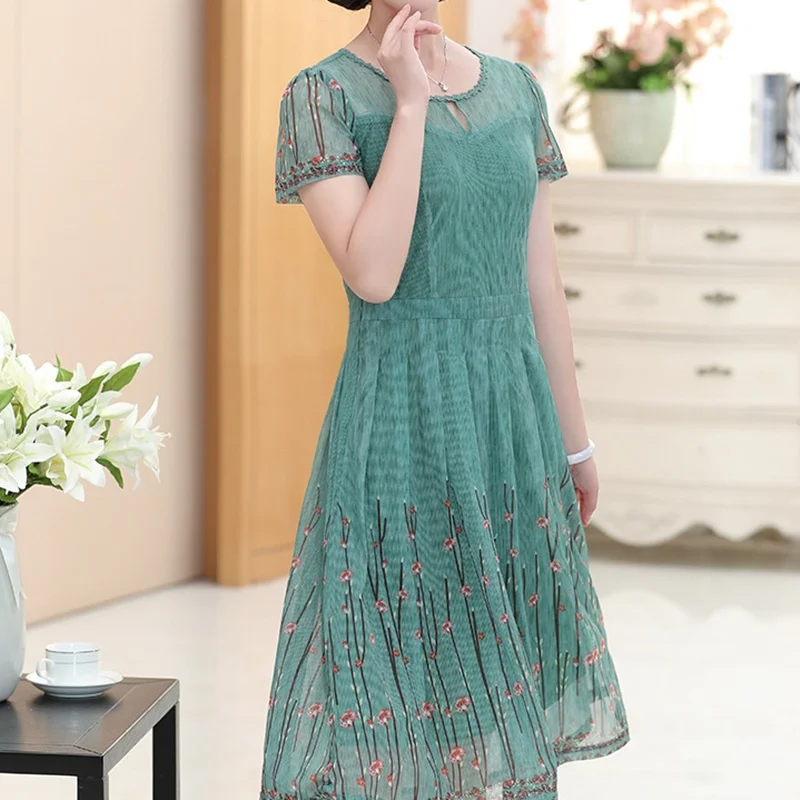 TS2004 - Color: 2