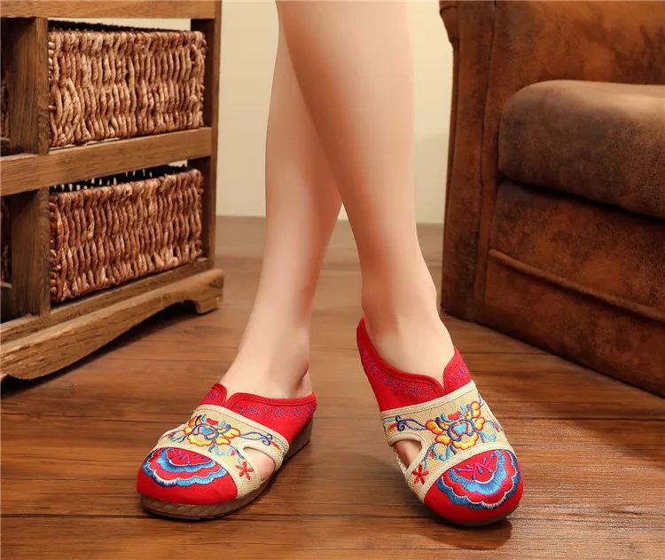

Yi hui Home Women's Old Beijing Cloth Shoes National Wind Hollow out Cool Breathable Raise Foot Characteristics Embroidery Slipp