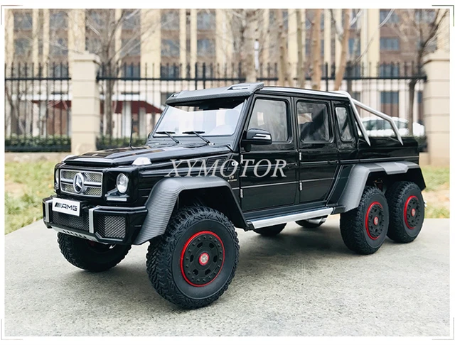 Mercedes-Benz G63 AMG 6x6 1/18 AUTOart