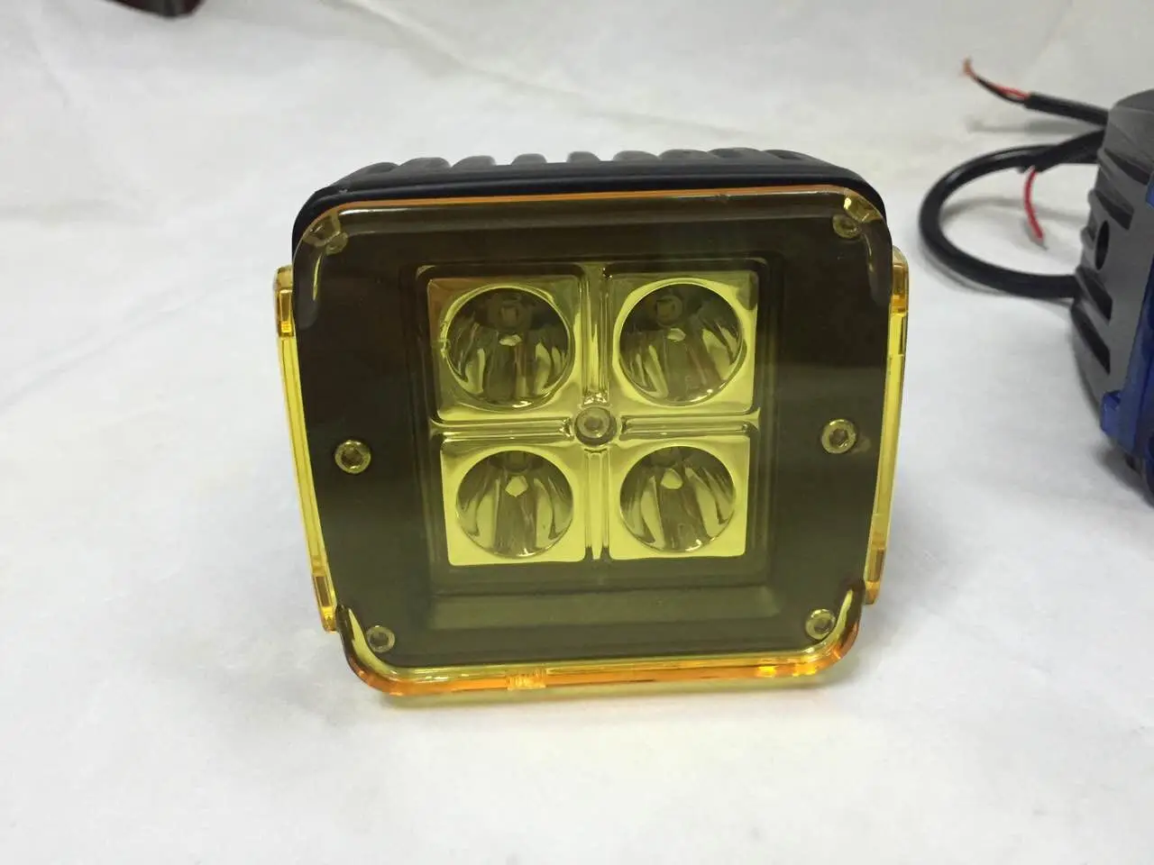 

12W Car Square with Lid Work Light Spotlights SUV Spot Lamp Modification Lamp Auxiliary Floodlight