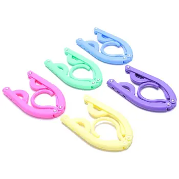 

5pcs Portable Travel Outdoor Camping Folding Plastic Clothes Coat Hangers Racks (Ran Color)