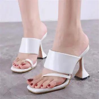 

High Quality Pu Leather Sexy Clip Toe Women Slipper 2020 Summer New Outdoor Sandal Slides Elegant Ladies Dress Shoes