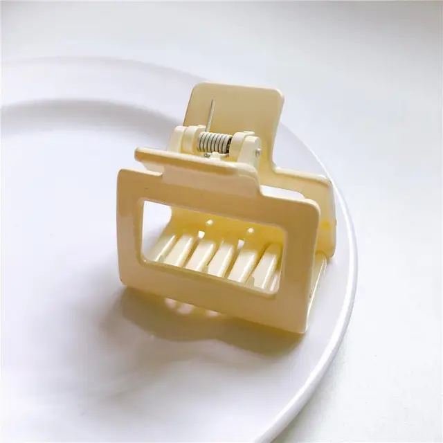 1PC Barrettes  Hair Claw For Women Acrylic Hairpins Hair Crab Claws Girls Make UP Washing Tool Accessories Women Hair Clips 2021 36