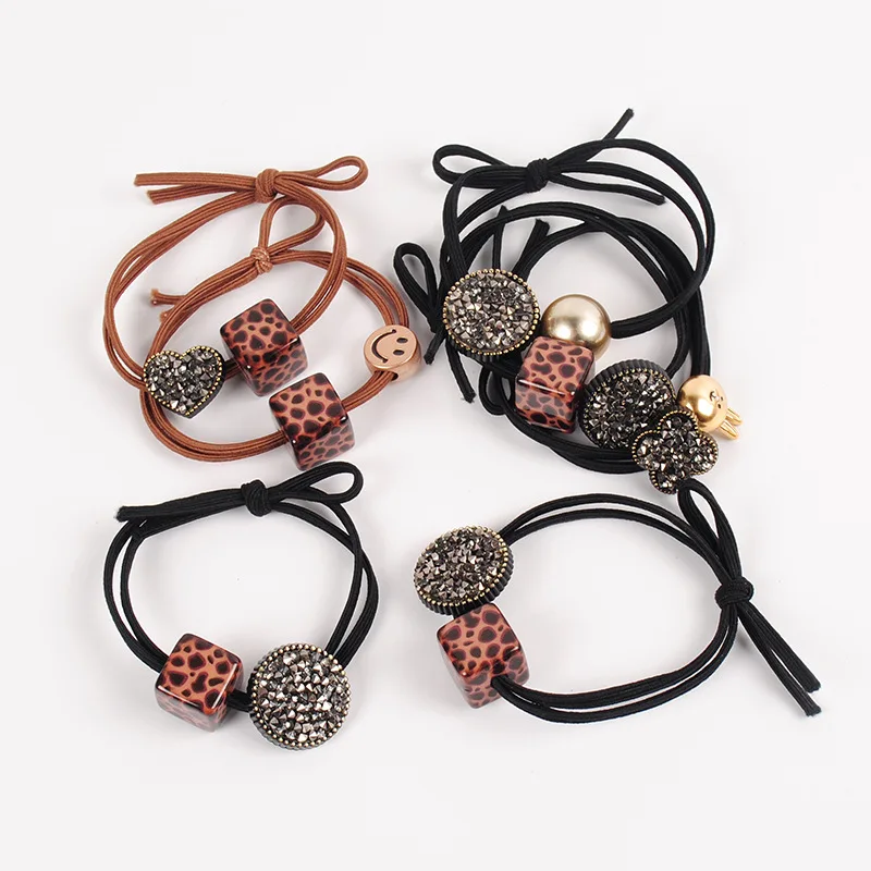

Taobao Hot Selling Supply of Goods Wholesale Korean-style Dongdaemun Square Leopord Pattern Hairband Girl'S Tie Ponytail Studded