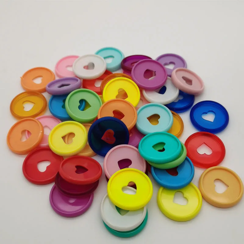 Рисунок 5 - цветные 28 мм отверстия в форме гриба