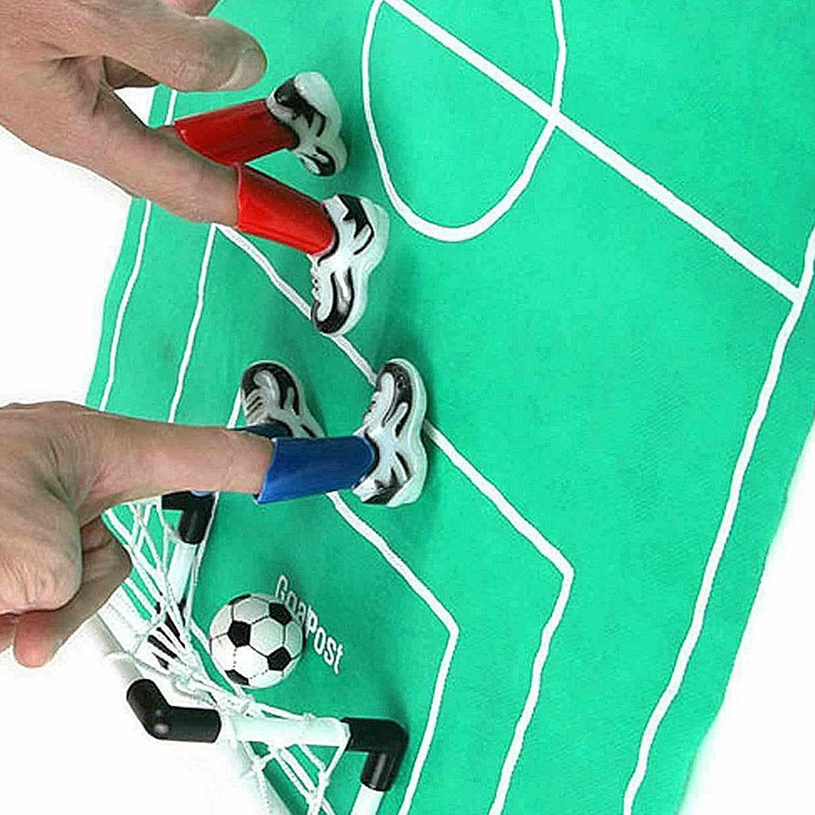 【Serendipity party】Mini Finger Football Fingertip Football Boot Set Funny Playable Finger Soccer Toy ParentChild Interactive Sports pretty well.