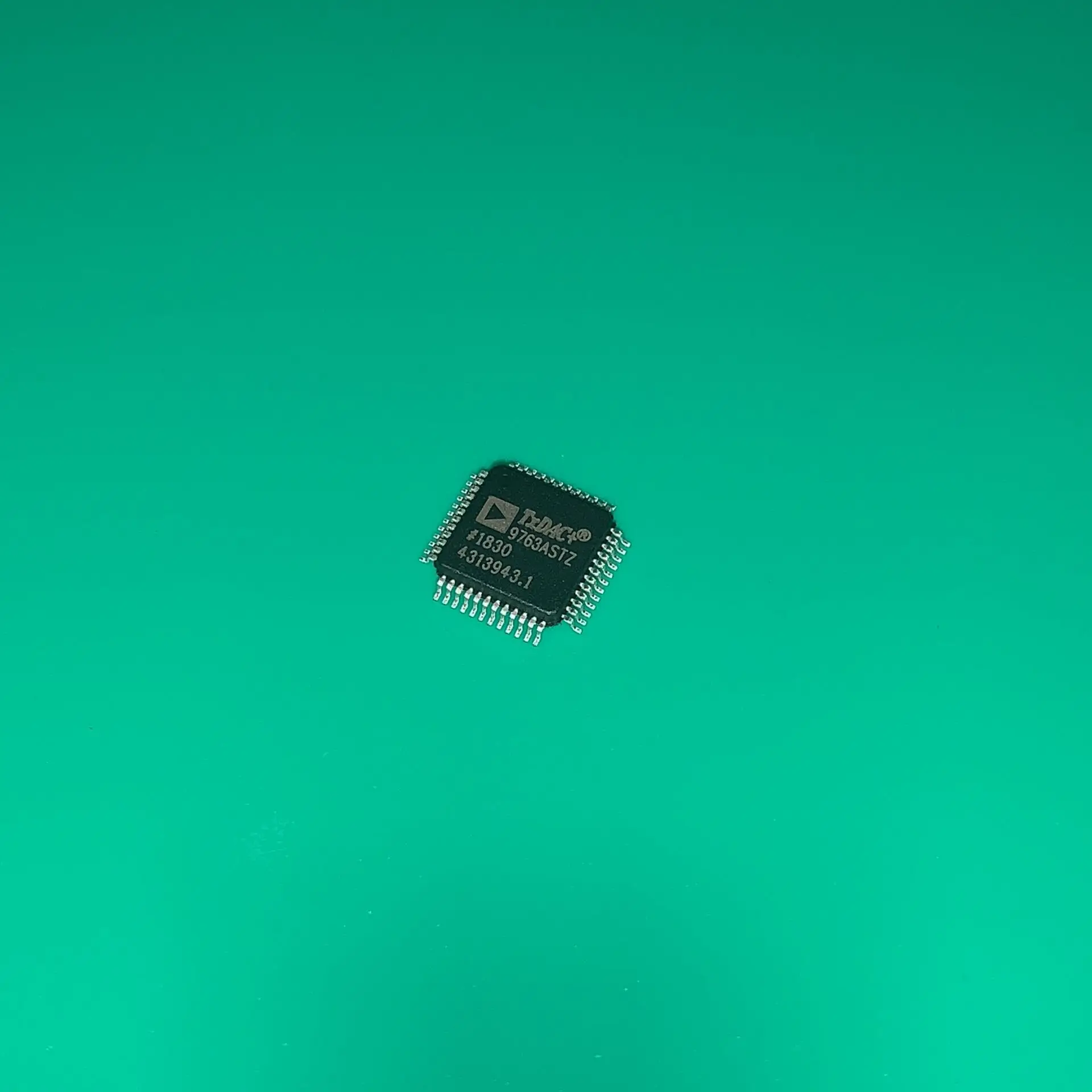 AD9763ASTZ LQFP48 AD 9763 ASTZ IC DAC 10 бит двойные 125 Мбит/с 48lqfp AD9763ASTZ-REEL7 AD9763 AD9763A STZ | Обустройство