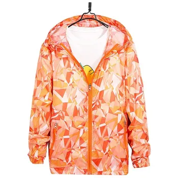 

Plus Size Jacket Women Sportswear Ultralight Breathable Print Sunscreen Windbreaker Women Hooded Jackets