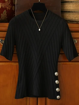 

Geometric vertical strips pattern round neck short sleeve knit sweater pullover ladies autumn new style side button decoration