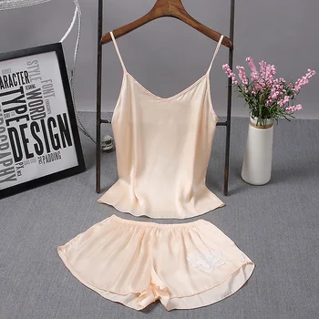 

Lady Appliques 2PCS Pajamas Suit Sleep Set Spring Summer New Spathetti Strap Top&Shorts Loose Sleepwear Sexy Nightwear Pijamas