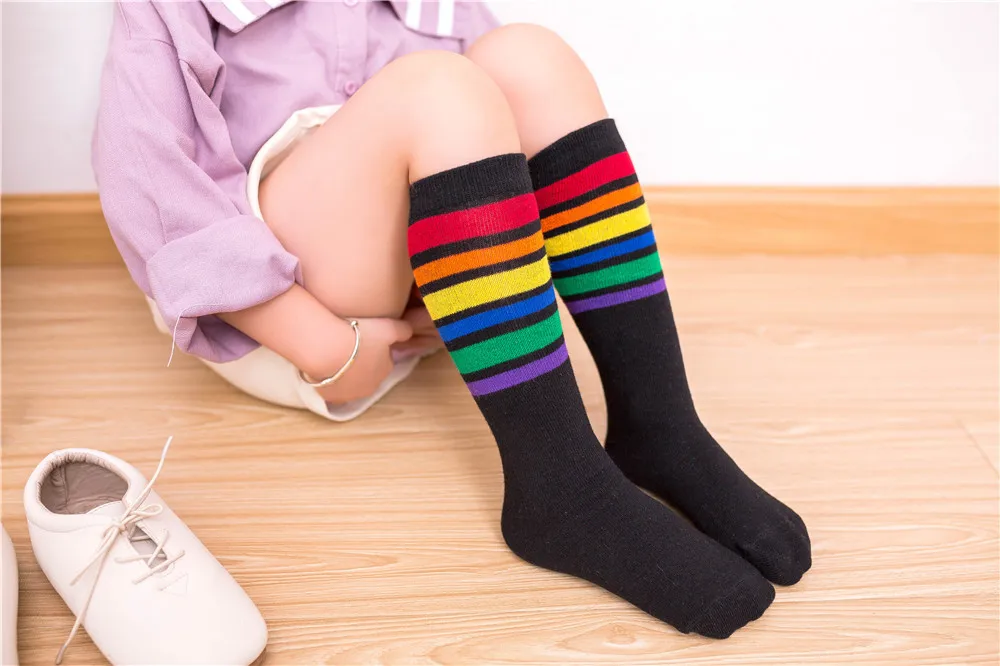 Детские носки в радужную полоску; Прямые хлопковые носки без пятки для больших детей; высокие носки без пятки для родителей и детей