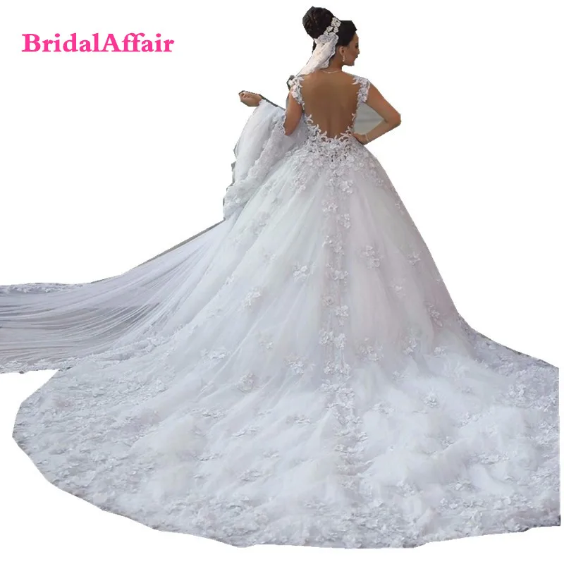 Vestido de noiva princesa luxo Backless Sweetheart Lace Wedding Dress See Through Royal Tail Luxury Bridal Dress Robe de mariee 2