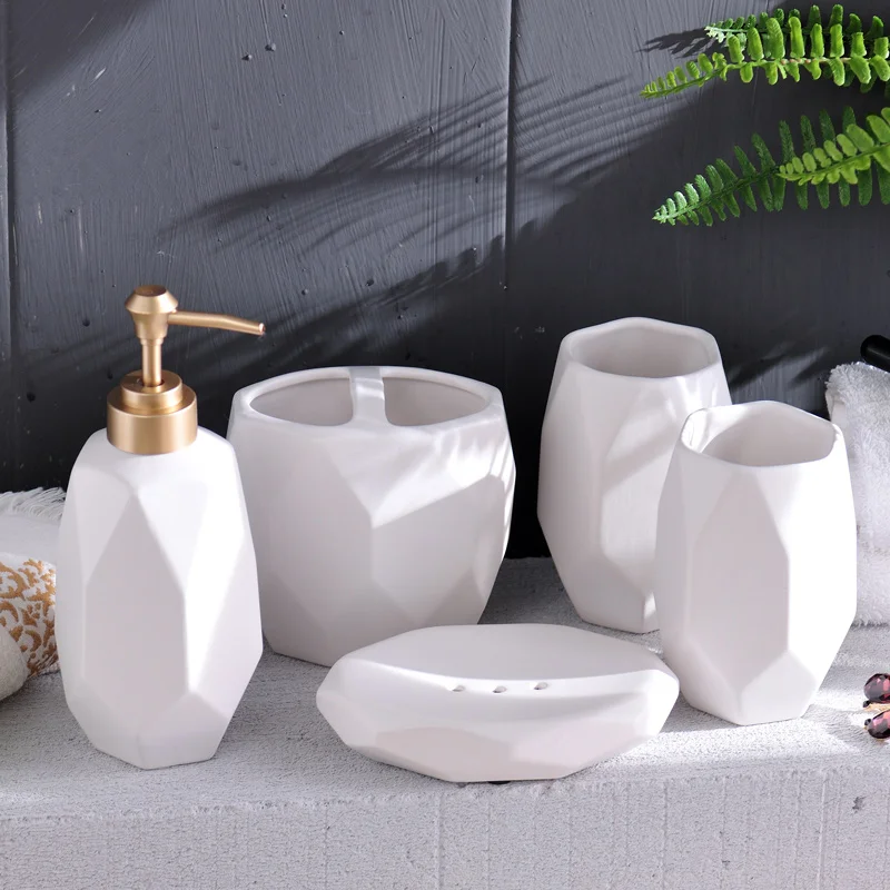 Минималистические керамические принадлежности для ванной комнаты, набор из фишек, лосьон, колба для зубной щетки, набор для ванной комнаты