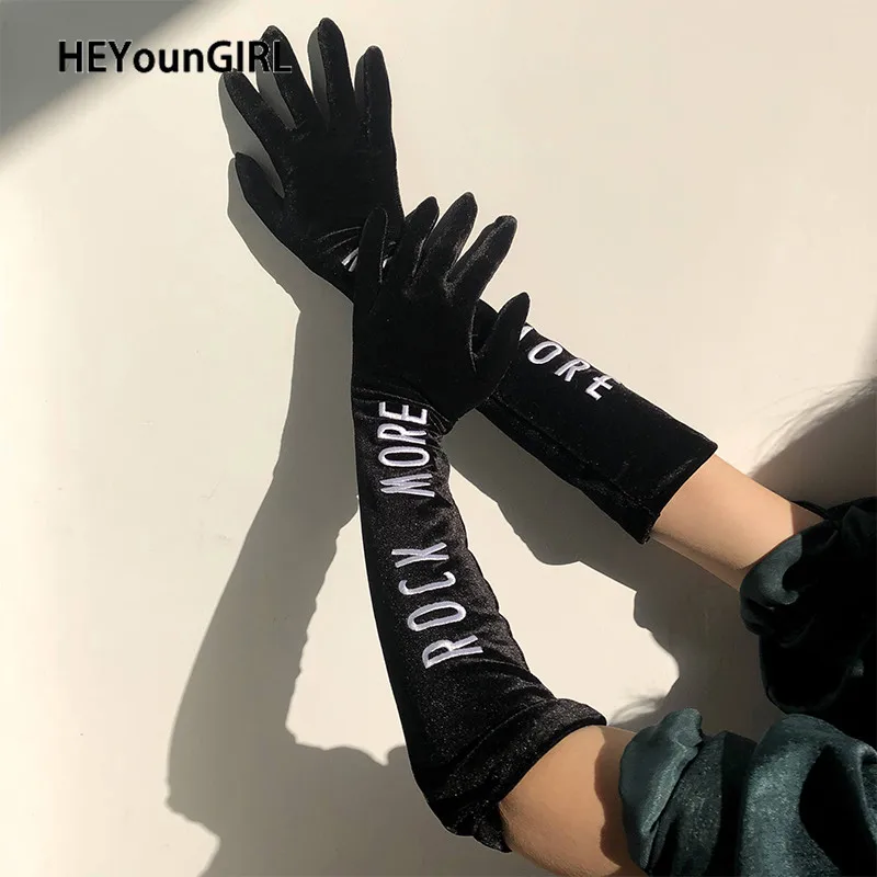 HEYounGIRL бархатные зимние длинные перчатки для выпускного вечера, Женские винтажные элегантные черные перчатки, женские теплые Осенние перчатки с вышитыми буквами