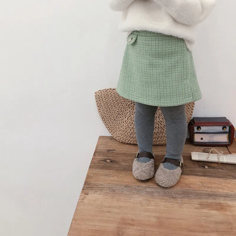 Новые зимние Утепленные юбки для маленьких девочек; трапециевидные клетчатые Теплые юбки в Корейском стиле с бархатной подкладкой для маленьких детей