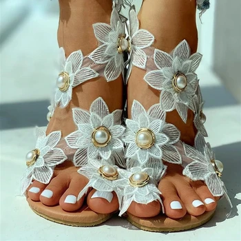 

New 2020 women sandals summer beach sandals sexy flower flip flops ladies Bohemia flat lace sandals big size 34 -43