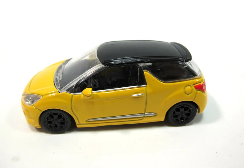 Бутик модель автомобиля 1: 64 сплав модель игрушечный автомобиль Citroen DS ралли автомобиль