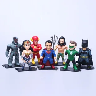 Мягко шепчущий аниме KOTOBUKIYA Бэтмен военный, Супермен Форрест Gump Knight Scene Deck Garage Kit