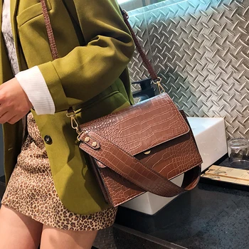 

Small bag with wide shoulder strap for female the new south Korean version of 2020 crocodile pattern quare qiu dong