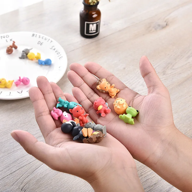 

Cartoon Anime Animal Model Fruit Shop kins Dolls Styles Action Figures Toy Kids Playing Animal Twisted Egg Doll Cake Decoration