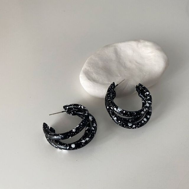 White Color Drip Oil C Shape Hoop Earrings for Women Girl Simple Geometric Round Circle Korean Sweet Jewelry Daily Life